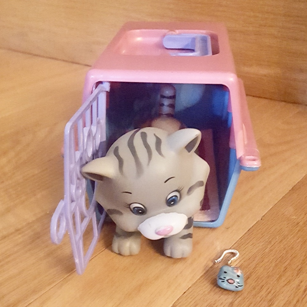 Vintage Simba Toys My Little Pet Kitty / Cat and Carry Case